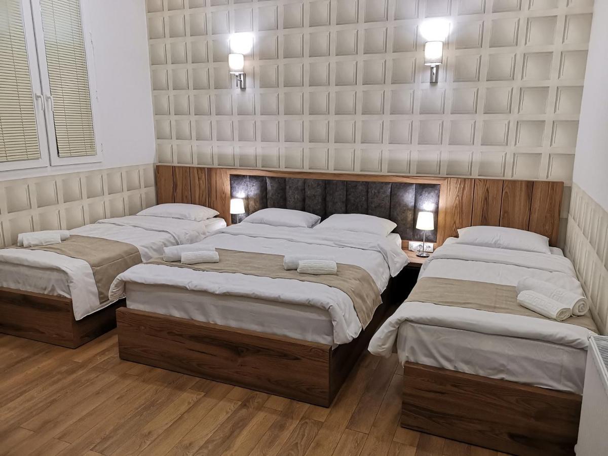 3 Rooms Hotel Тбилиси Экстерьер фото