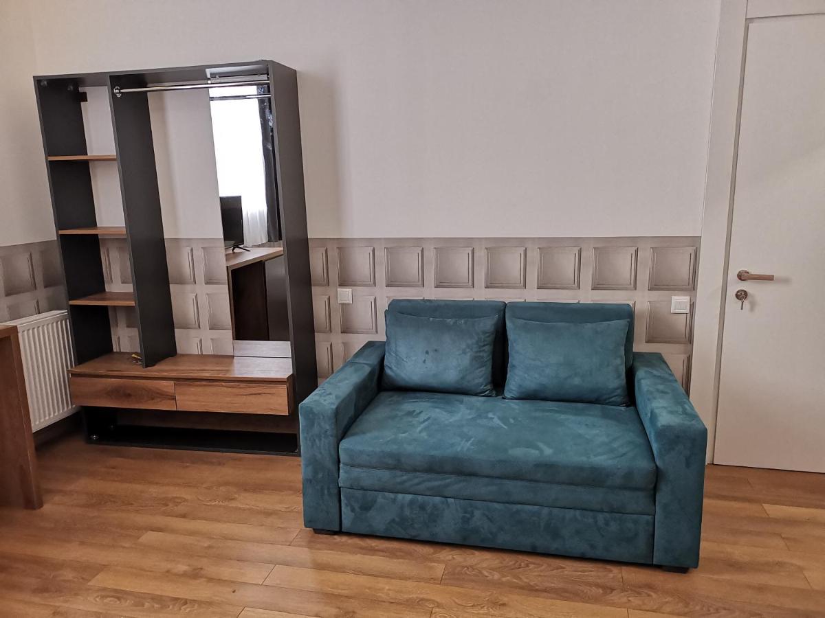 3 Rooms Hotel Тбилиси Экстерьер фото