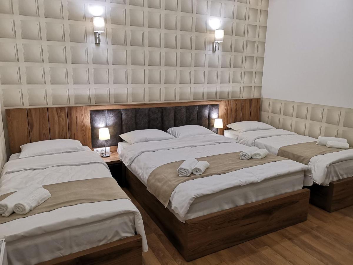 3 Rooms Hotel Тбилиси Экстерьер фото