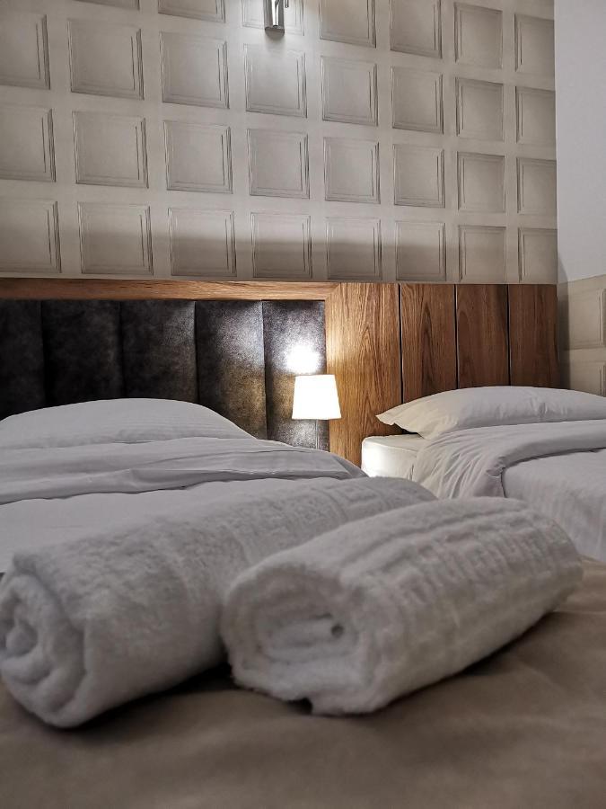 3 Rooms Hotel Тбилиси Экстерьер фото