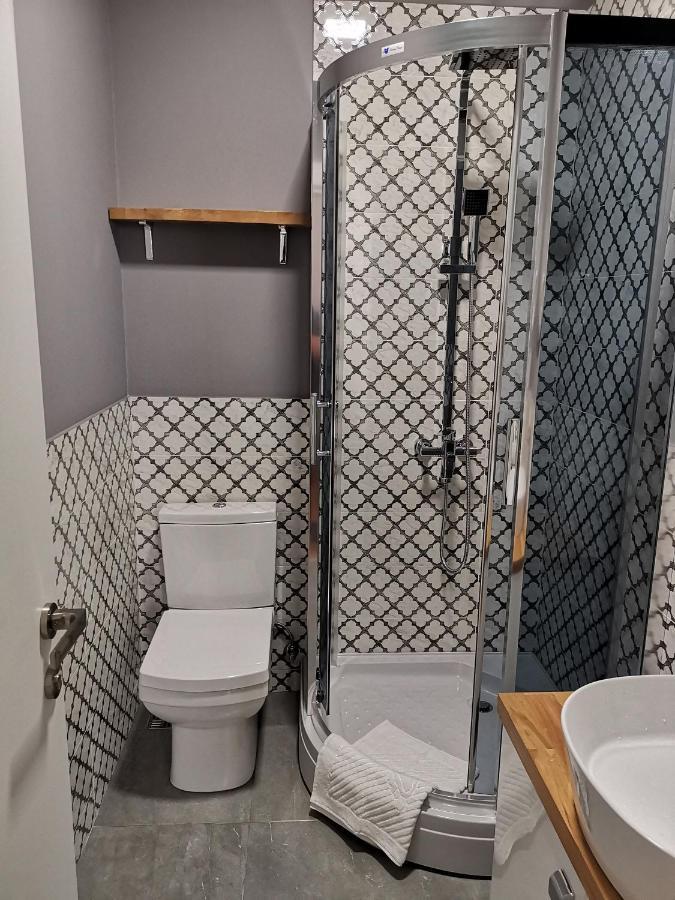 3 Rooms Hotel Тбилиси Экстерьер фото
