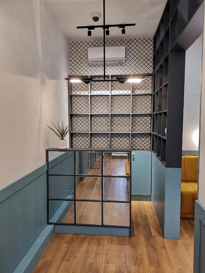 3 Rooms Hotel Тбилиси Экстерьер фото